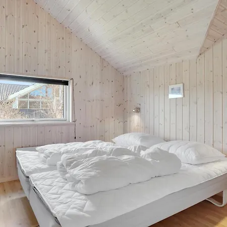 Dom wakacyjny Amazing In With Sauna