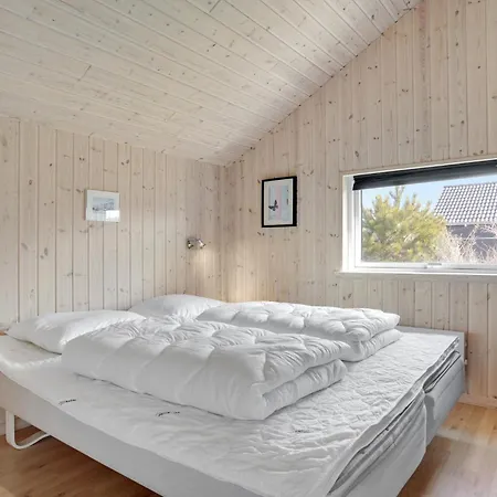 Dom wakacyjny Amazing In With Sauna *