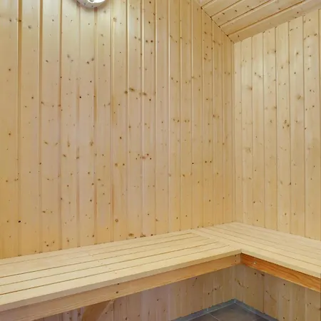 Dom wakacyjny Amazing In With Sauna Løkken